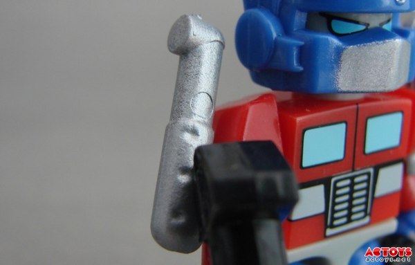 Transformers Kreon Knock Offs   ID Images Show Real From Fakes  (9 of 24)